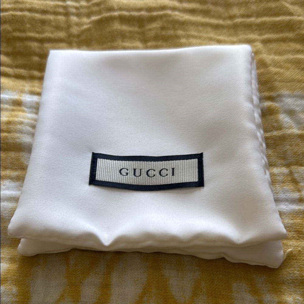 New Gucci Ivory Silk Jewelry Pouch